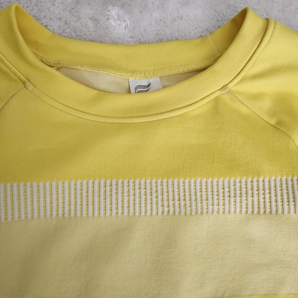 NEW Fabletics Yellow Seamless Cropped Top Size XS Activewear Colorblock Athletic - Picture 3 of 8